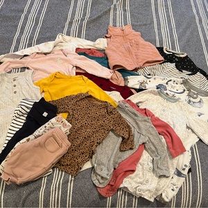 BUNDLE/LOT Baby Girls clothes!